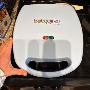 Babycakes Whoopie Pie Maker in Light Blue